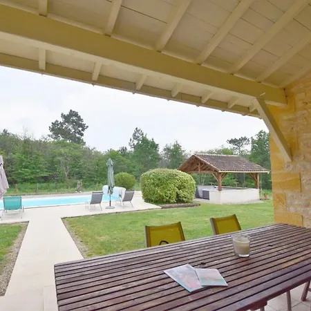 Au Cayroux By Interhome * Blanquefort-sur-Briolance